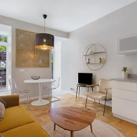 2 Apartment *